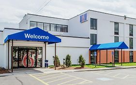 Motel 6-Brockton, Ma